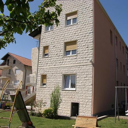 Apartman A&B Каштела Екстер'єр фото