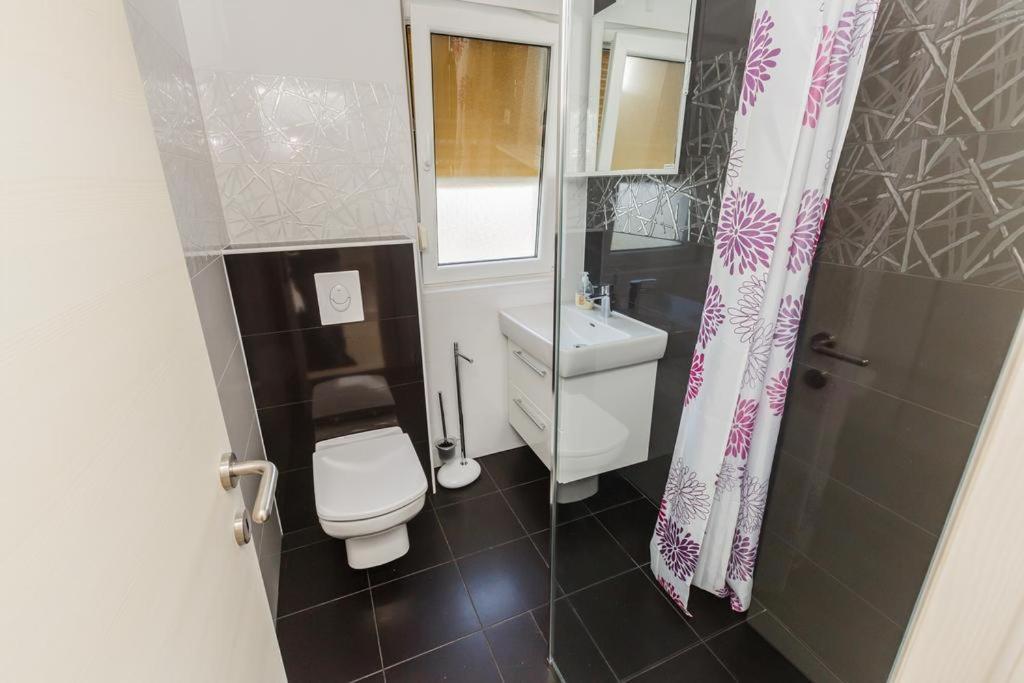 Apartman A&B Каштела Екстер'єр фото