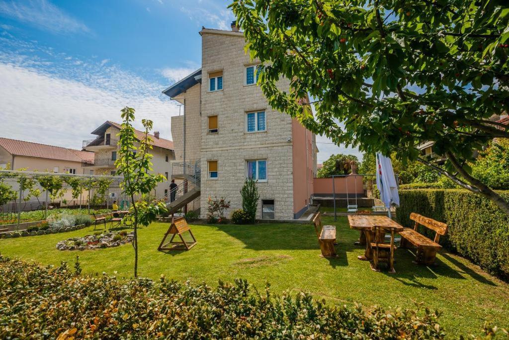Apartman A&B Каштела Екстер'єр фото