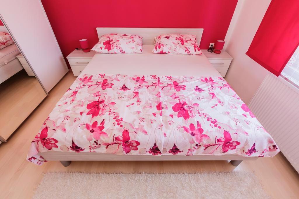 Apartman A&B Каштела Екстер'єр фото