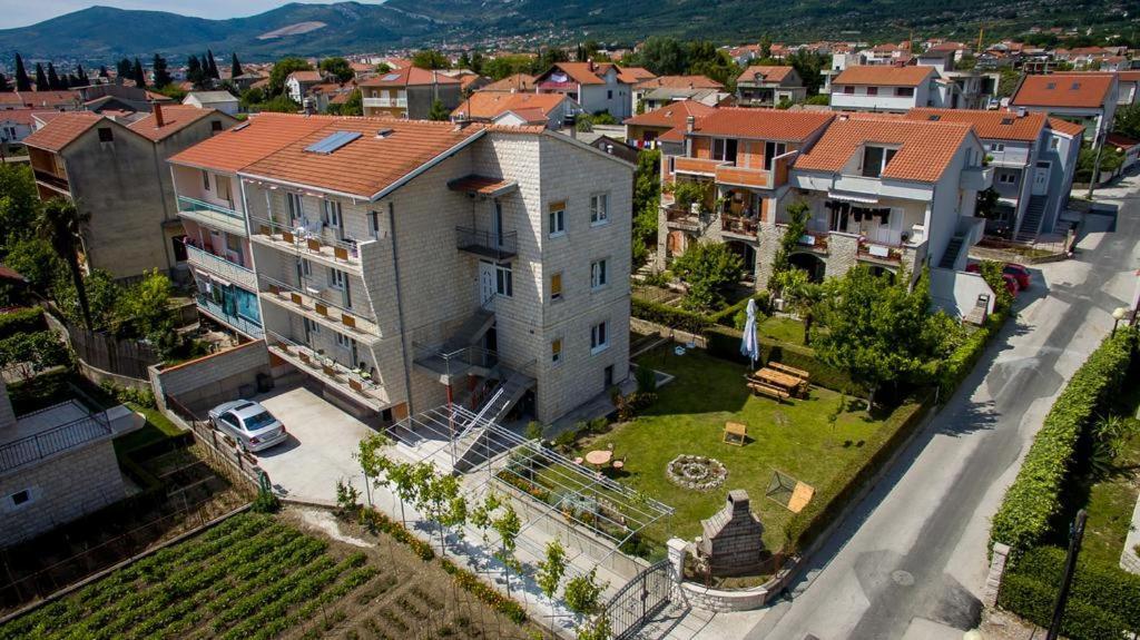 Apartman A&B Каштела Екстер'єр фото